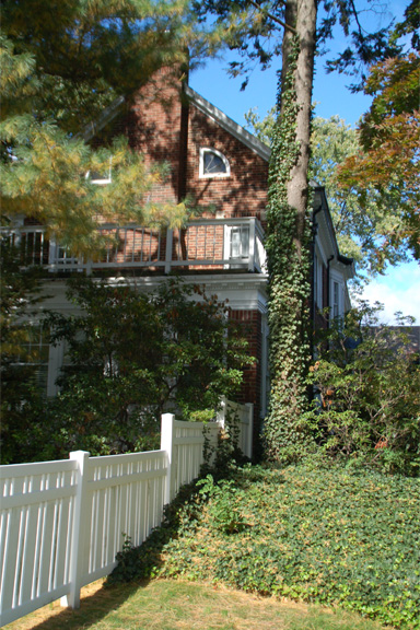 470 Grove Street